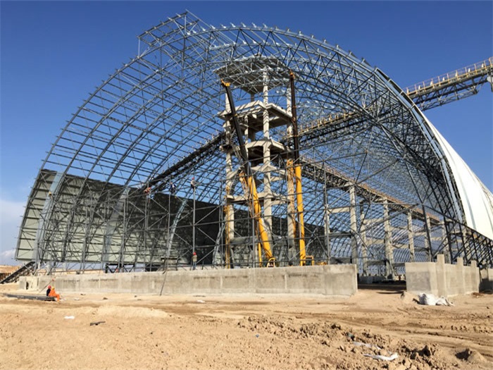 馬鞍山煤機(jī)油桶翹工程網(wǎng)架