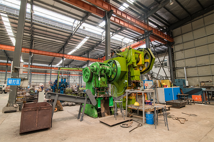 江蘇網(wǎng)架配件-錐頭加工車間